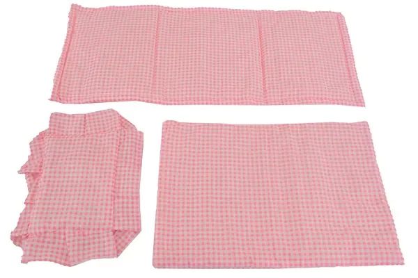 Matratze, Bettdecke und Kopfkissen