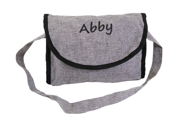 Optional: personalisierte Wickeltasche