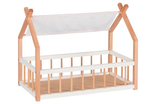 Puppenbett mit Giebeldach