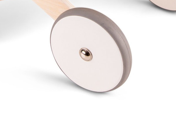 Vier Räder mit Gummifelge