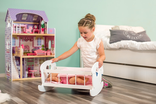 Linde ist 4 Jahre alt und hat eine Länge von 1.10 m.