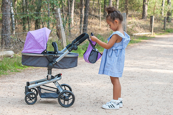 Inklusive passender Wickeltasche.