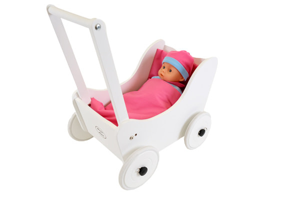 Stecken Sie die Puppe genüsslich in