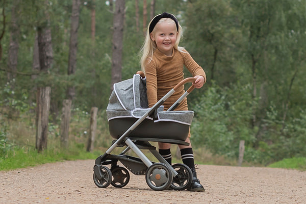 Für Puppen bis 42 cm.