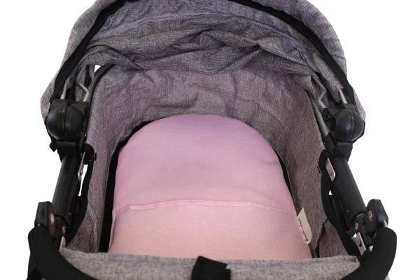 Stecken Sie die Puppe genussvoll in