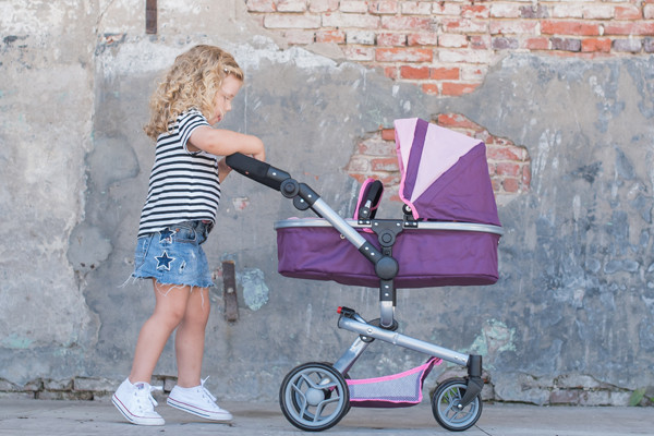 Quinty ist 2,5 Jahre und hat eine Länge von 1.00 m.