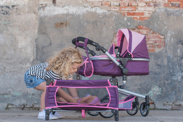 Quinty ist 2,5 Jahre und hat eine Länge von 1.00 m.