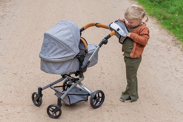 Inklusive passender Wickeltasche