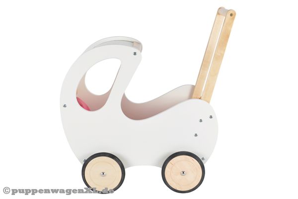 Wunderschöner weißer Puppenwagen mit Seitenfenstern.