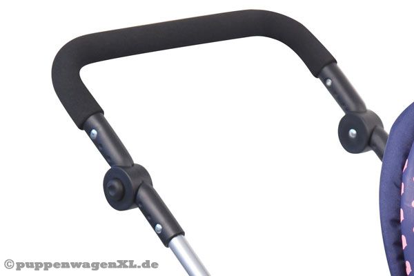 Der Griff ist höhenverstellbar: 35 - 68 cm.