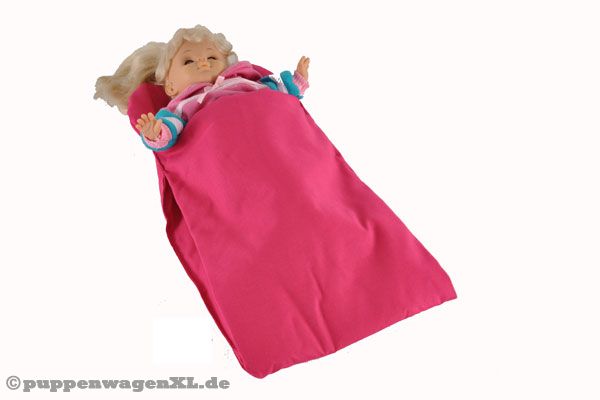 Warme Kuscheldecke für die Lieblingspuppe.